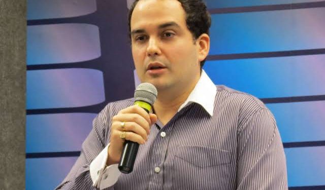 Emissora de TV em João Pessoa é denunciada por assédio eleitoral