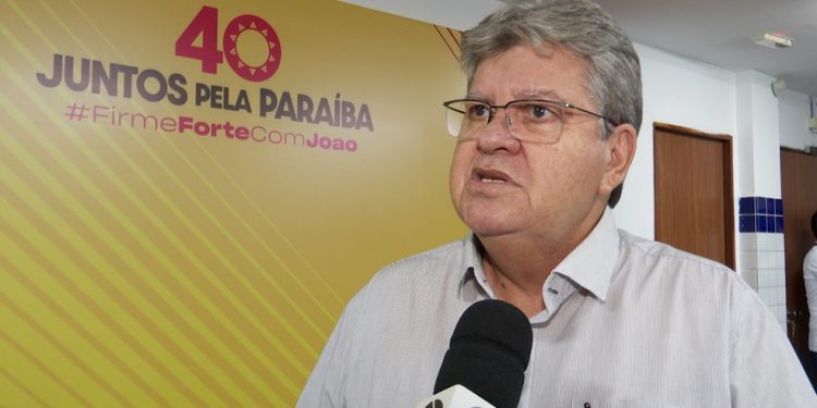 João afirma que criação de comitê com Bolsonaro não teve aval de sua campanha