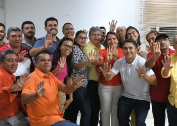 João Azevêdo recebe adesão das oposições em Jacaraú, Natuba e Imaculada