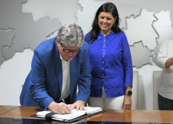 João Azevêdo tira licença e Lígia Feliciano assume interinamente