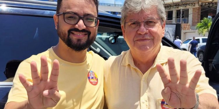 Integrante do núcleo duro do Governo, Tibério Limeira coloca cargo à disposição