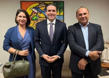 Bastidores: prefeito de Itaporanga fecha com Hugo Motta