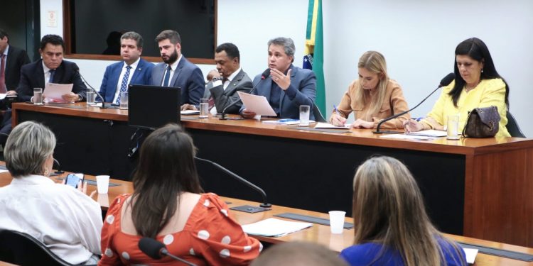 Bancada Federal da Paraíba define o rol das 15 emendas coletivas; confira destaques