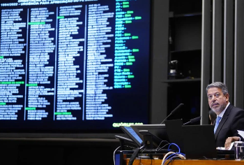 Por 331 a 163, Câmara aprova a PEC da Transição em 2º turno; Hugo Motta mantém voto contrário