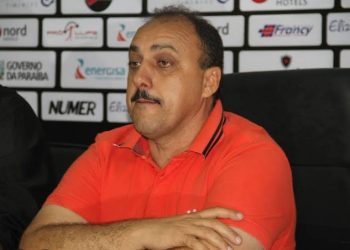 Zezinho Botafogo é o primeiro secretário a ser exonerado do Estado