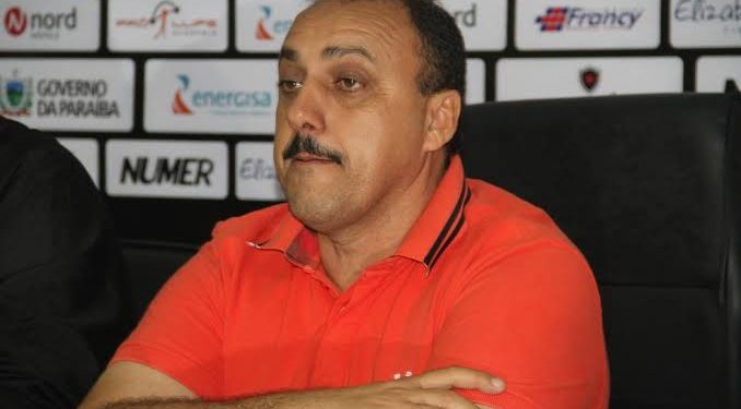 Zezinho Botafogo é o primeiro secretário a ser exonerado do Estado