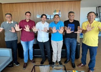 Após articulação de Márcio Roberto e Murilo Galdino, prefeito deixa União Brasil e se filia ao Republicanos