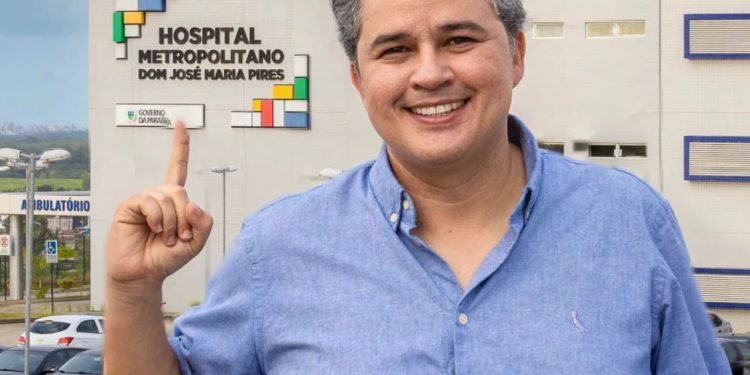 Com ressalvas, TRE aprova contas de campanha de Efraim Filho