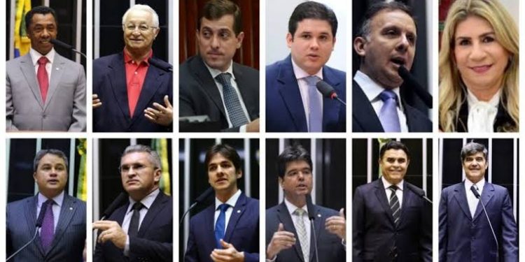 Apenas dois deputados paraibanos votam contra à PEC que autoriza o Bolsa Família de R$ 600