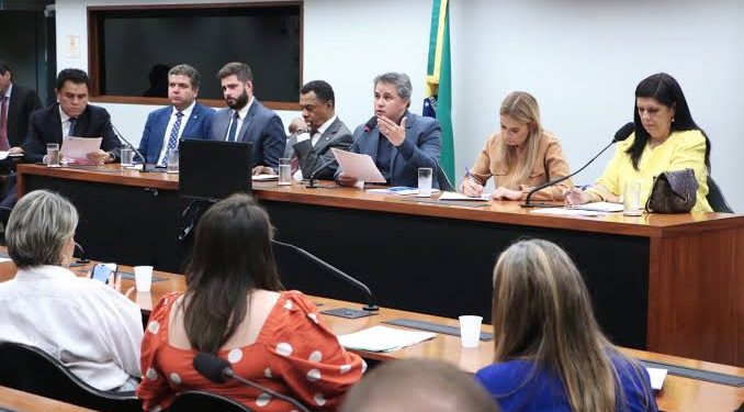Efraim revela que bancada paraibana conseguiu evitar cortes nos recursos para triplicação da BR-230