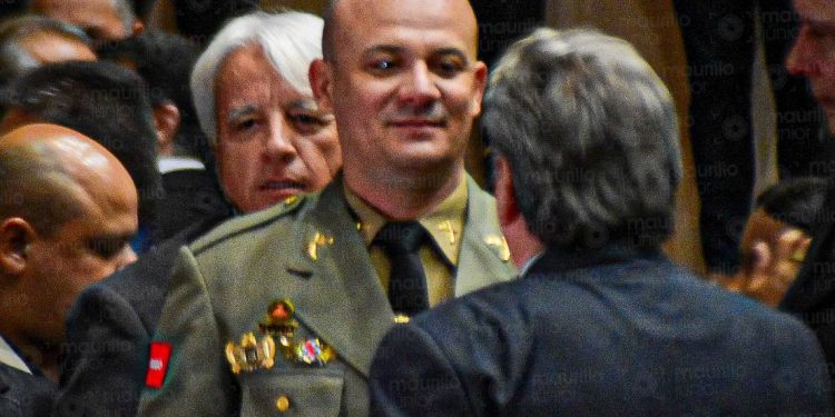 Apesar de “diálogo” com João Azevêdo, Cabo Gilberto ressalta que fará oposição aos governos estadual e federal