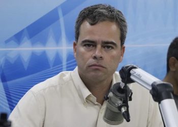 Apesar da adesão de colega de partido, George Morais afirma que permanecerá na oposição ao Governo