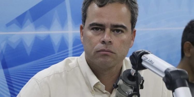 Apesar da adesão de colega de partido, George Morais afirma que permanecerá na oposição ao Governo