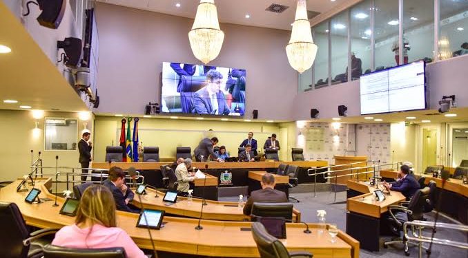 Confira os novos salários do governador, vice, deputados e secretários na Paraíba