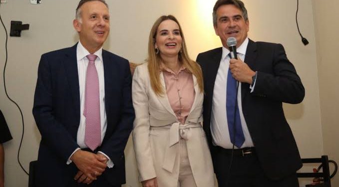 Daniella e Aguinaldo Ribeiro articulam derrubada de MP que extinguiu a Funasa