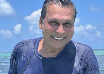 Ricardo Barbosa sai de férias e deixa aliados sem informações sobre seu futuro político