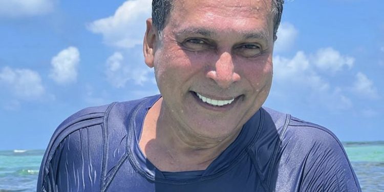 Ricardo Barbosa sai de férias e deixa aliados sem informações sobre seu futuro político