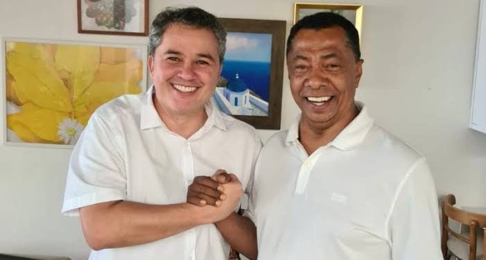 Damião alcança maioria e deve substituir Efraim na coordenação da bancada paraibana em Brasília