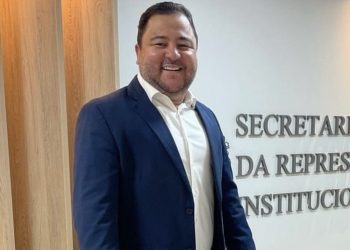 Surge um novo articulador no Governo