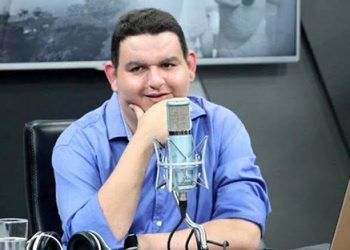 Fabiano Gomes anuncia emissora e o horário do programa que marcará seu retorno ao rádio
