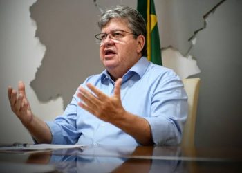 João Azevêdo anuncia novos secretários de Educação e de Ciência e Tecnologia