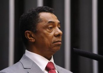 Damião Feliciano enfrenta resistência para assumir coordenação da bancada paraibana no Congresso
