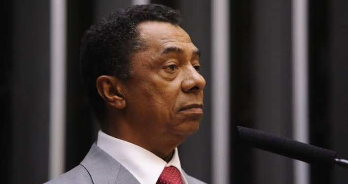 Damião Feliciano enfrenta resistência para assumir coordenação da bancada paraibana no Congresso