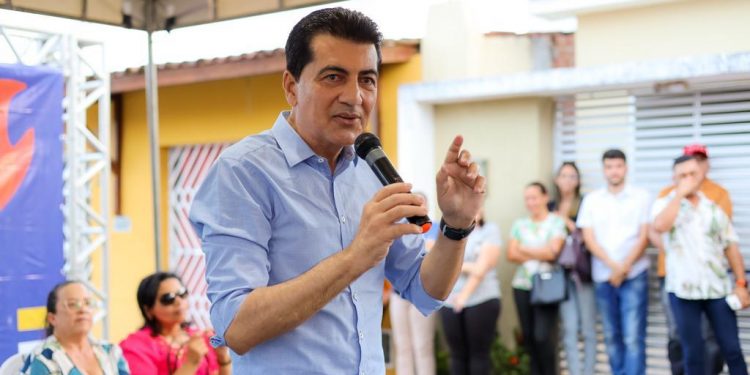 Hospital nega morte de Manoel Júnior, mas diz que ele segue em estado grave