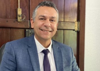 Prefeito de Santa Rita anuncia aumento para servidores municipais efetivos