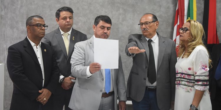 Vereador do Avante assume vaga deixada por Tanilson na CMJP