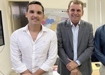 Bastidores: Chico Mendes amplia base de prefeitos