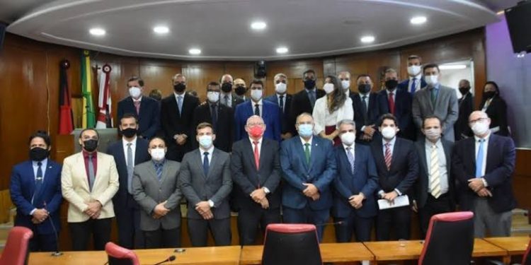 Câmara de João Pessoa aprova aumento do número de vereadores