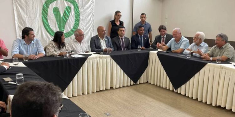 Partido Verde fecha com Cícero para 2024