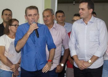 Bastidores: prefeito troca Airton Pires por Chico Mendes e vai se filiar ao União Brasil