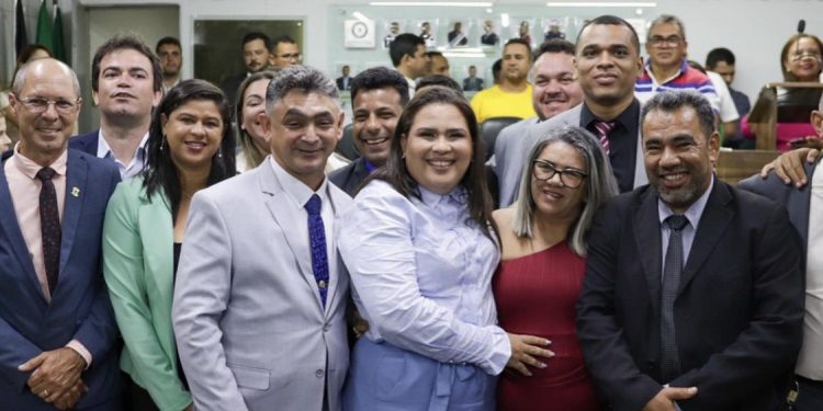 Sob o comando de Nildo de Inácio, Câmara de Bayeux brinca de fazer política