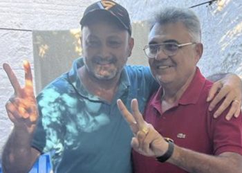 Líder de Jarques Lúcio na Câmara abandona prefeito e adere ao grupo de Márcio Roberto, em São Bento