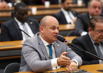 Deputado paraibano assina PEC que propõe extinção do Ministério Público do Trabalho