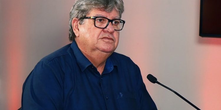 João Azevêdo cria Policlínica para atendimento exclusivo às Forças de Segurança