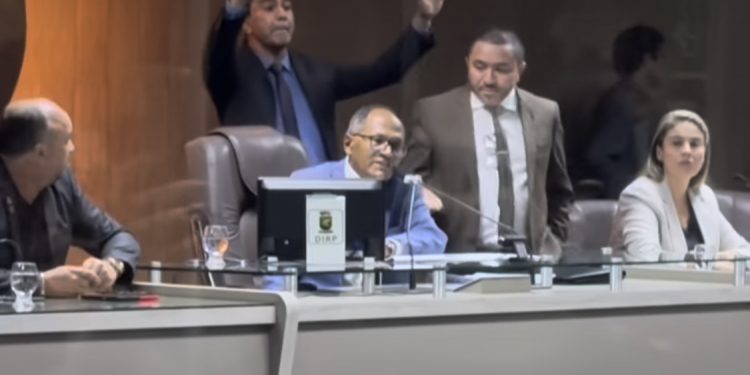 Decisão judicial suspende sessão na CMCG que votaria aprovação de empréstimo