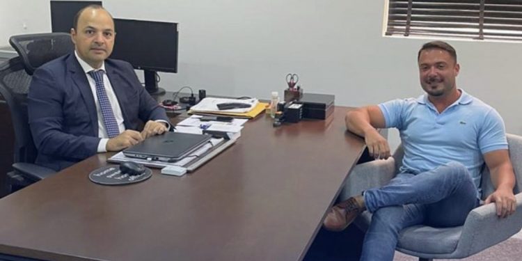 Deputado do PL abandona de vez oposição na ALPB