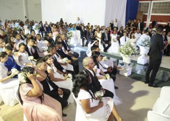 Prefeitura de Lucena realiza casamento coletivo para mais de 40 casais neste sábado
