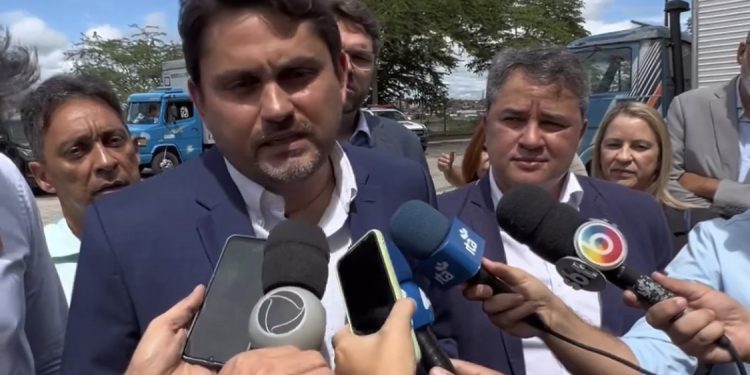 Visita de ministro do governo Lula à Paraíba só reúne bolsonaristas