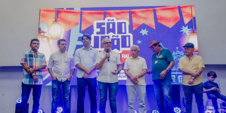 Cícero anuncia programação do São João na Capital; confira