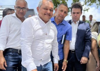 Sob o comando de Zé Baixinho, secretaria de Infraestrutura amplia obras por toda Bayeux