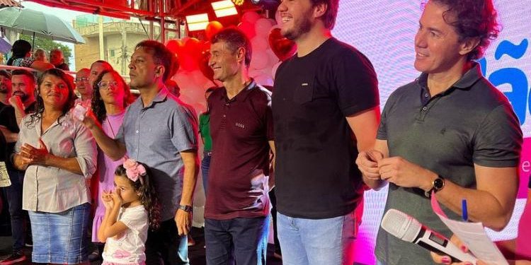 Em meio a especulações, Romero trata encontro com Veneziano como “casualidade”