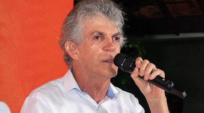 Esquecido pelo governo Lula, Ricardo comemora cassação de Dellagnol nas redes sociais