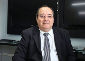 Calvário: Gilmar Mendes mantém primo de Cássio Cunha Lima afastado do TCE