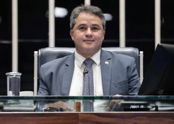 Efraim ocupa 1º lugar nacional no Ranking dos Políticos; veja lista completa