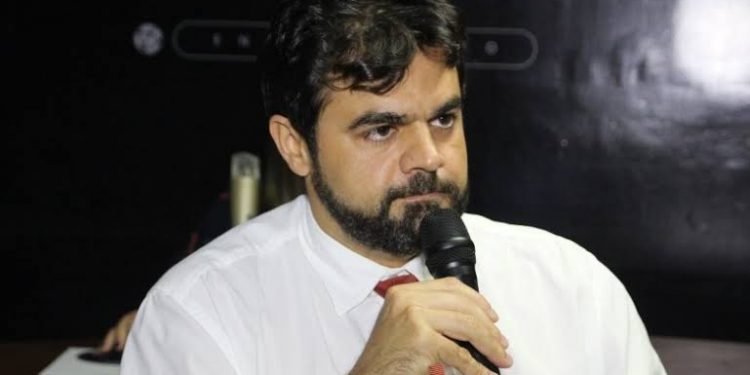 Vereadores vão ao MPPB denunciar empresa “laranja” contratada pelo prefeito de São Bento