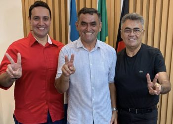 Prefeito do MDB rompe com Gilbertinho e passa a votar em Márcio Roberto